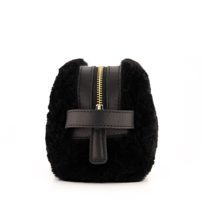 Lula Pouch Shearling Black